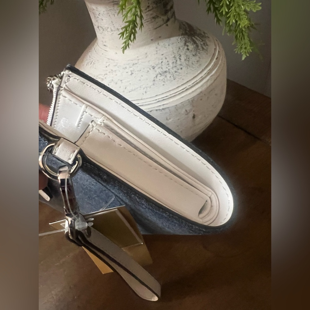 Michael Kors Denim Wristlet (NWT) - Picture 4 of 11